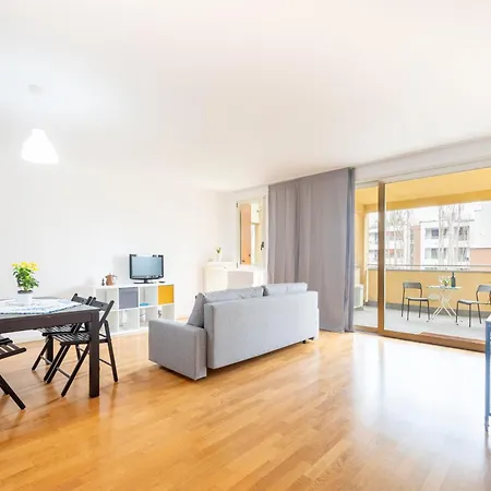 Lägenhet Balcony Bliss! Elegant Residency