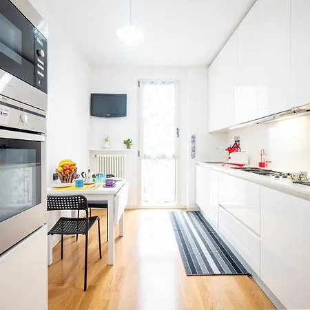 Lägenhet Balcony Bliss! Elegant Residency